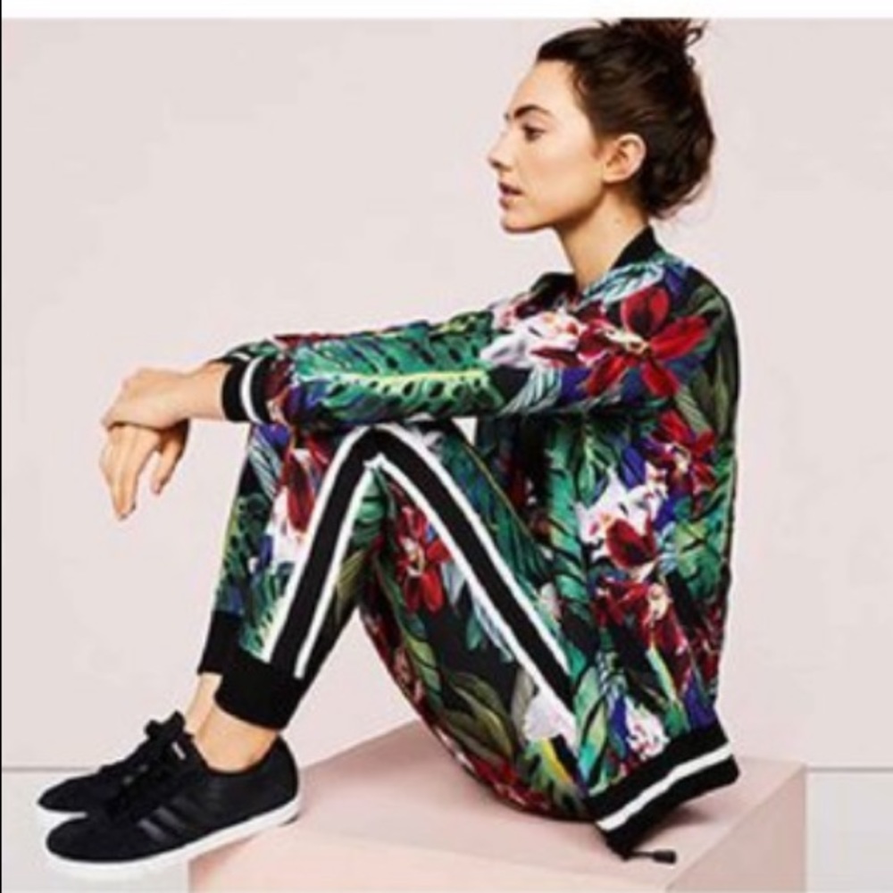 ❤️❤️ C&C California floral tropical print sweatshirt ❤️❤️ - Picture 2 of 4
